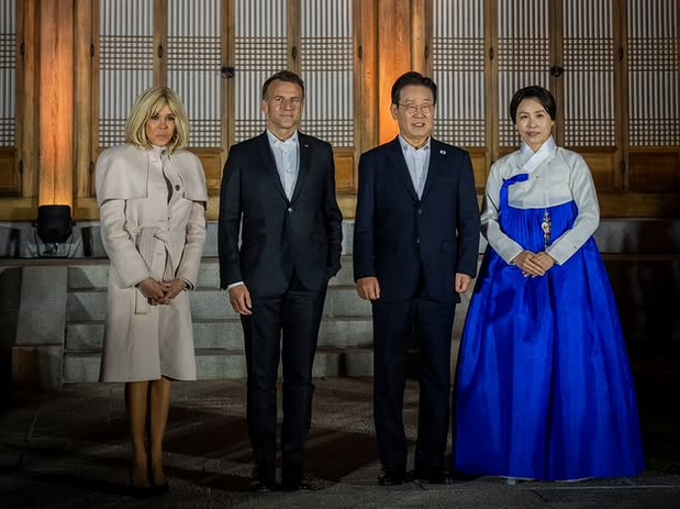 Macron Serukan Koalisi Global untuk Lawan Dominasi AS dan China